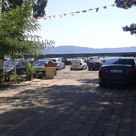 Laguna Park