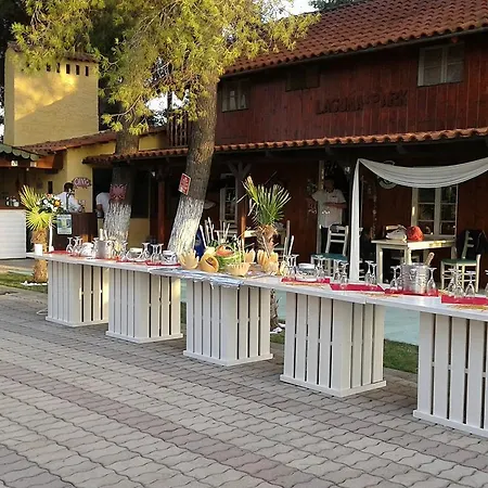 Laguna Park 3*