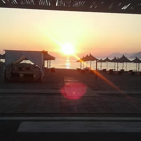 호텔 Laguna Park Lezhë